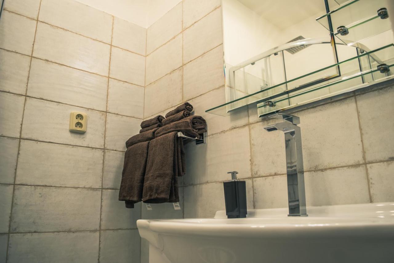 Apartman Jnj Velkomoravska オロモウツ エクステリア 写真